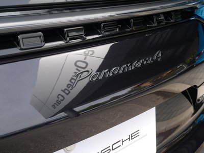 PORSCHE PANAMERA - 10