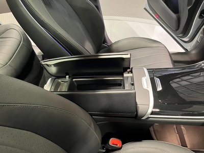 2025 Mercedes-BENZ EQE — миниатюра 28