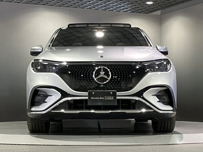 MERCEDES-BENZ EQE - 9