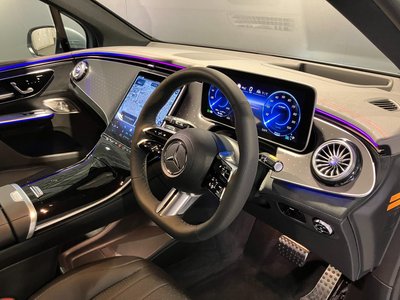 2025 Mercedes-BENZ EQE — миниатюра 13
