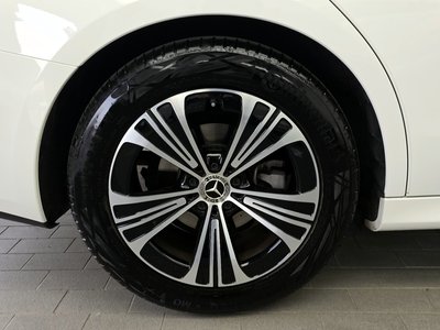 MERCEDES-BENZ E-CLASS - 6