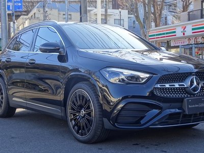 MERCEDES-BENZ GLA - 3