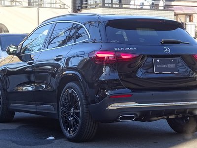 MERCEDES-BENZ GLA - 6