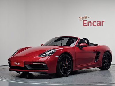 2021 Porsche 718 — фото 1