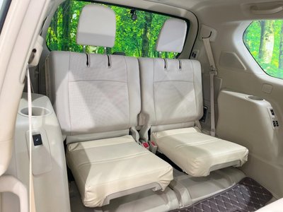 TOYOTA LAND CRUISER PRADO - 10