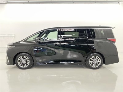 2023 Toyota ALPHARD 照片 8
