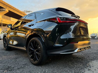 صورة مصغرة 31 لـ 2023 Lexus NX