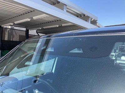 LAND ROVER DEFENDER - 7