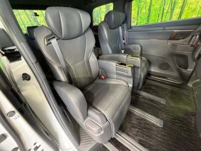 TOYOTA ALPHARD - 9