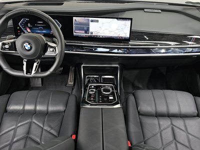 صورة 5 لـ 2025 BMW 7 SERIES