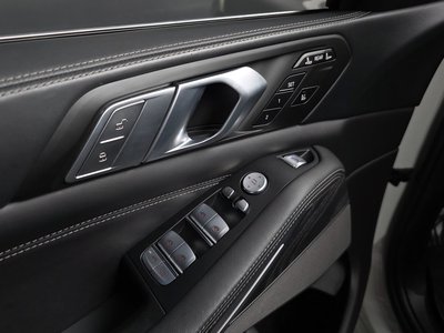 2021 BMW X7 缩略图 29