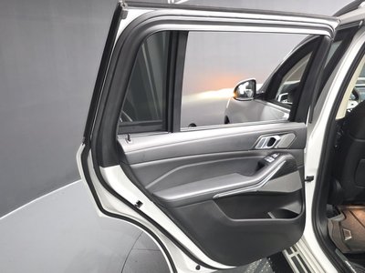 2021 BMW X7 缩略图 15