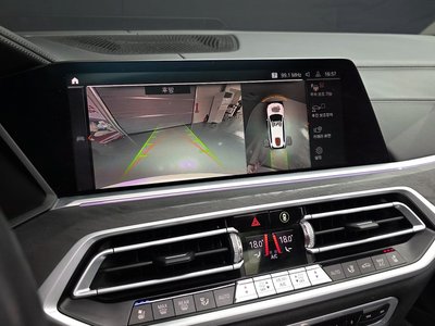 2021 BMW X7 缩略图 21