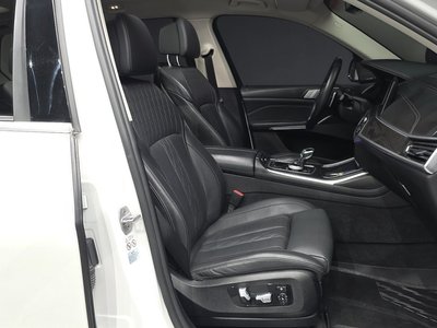 2021 BMW X7 缩略图 17