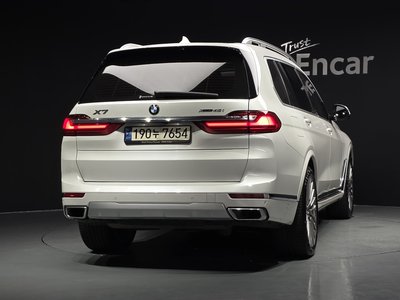 2021 BMW X7 — фото 4