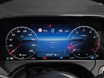 MERCEDES-BENZ E-CLASS - 8