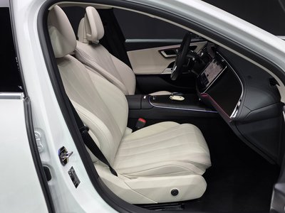 MERCEDES-BENZ E-CLASS - 10