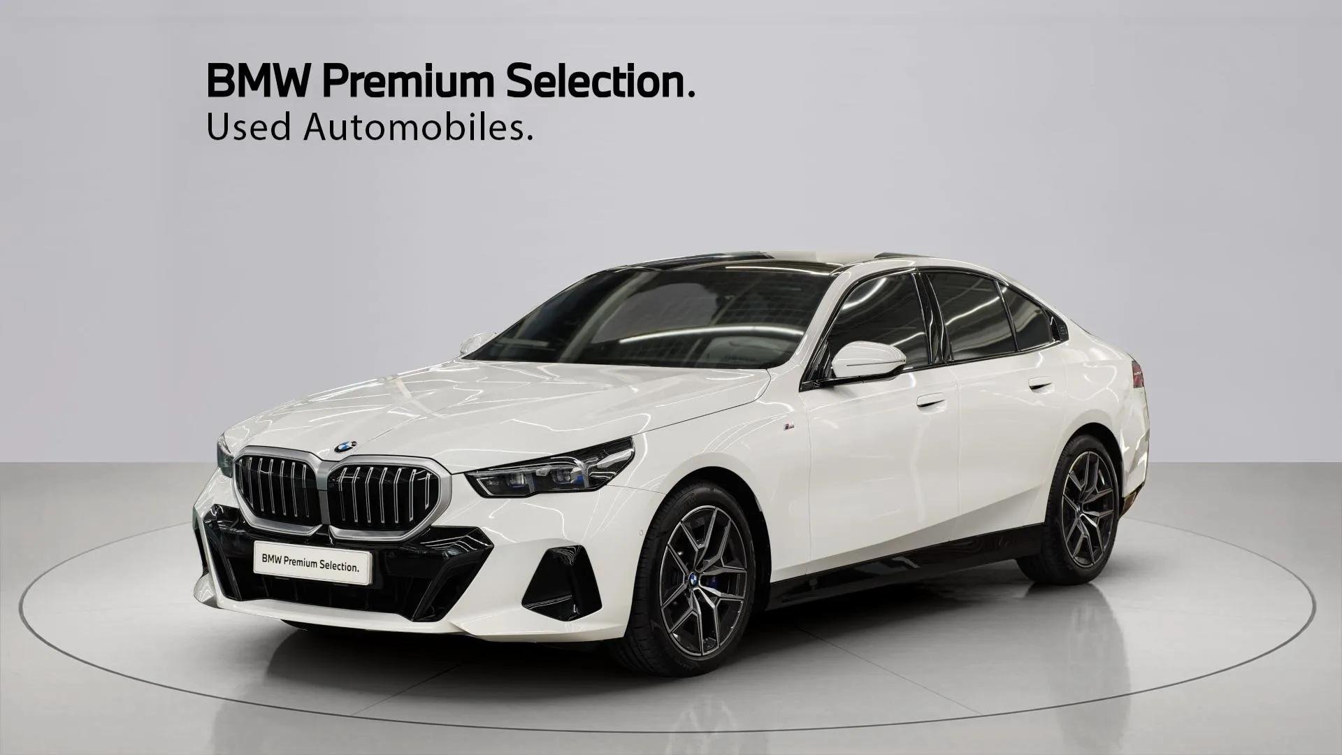 BMW 5 SERIES - View 1