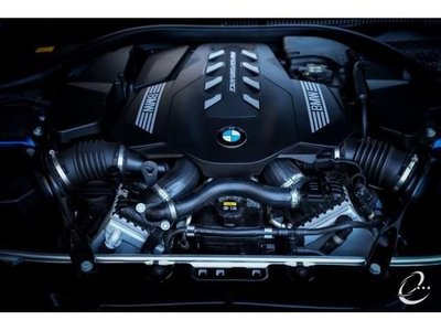 BMW 8 SERIES - 7