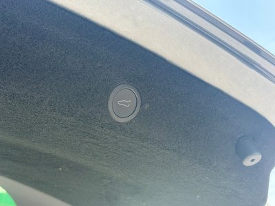 2025 Tesla MODEL Y — миниатюра 26