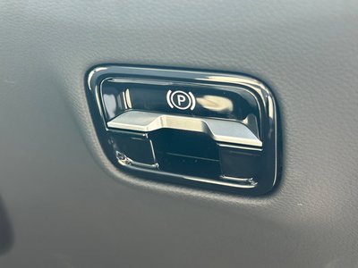 صورة مصغرة 30 لـ 2025 Mercedes-BENZ E-CLASS