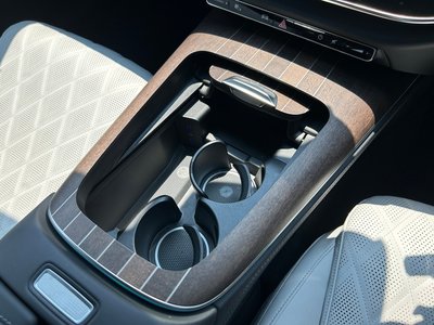 صورة مصغرة 48 لـ 2025 Mercedes-BENZ E-CLASS