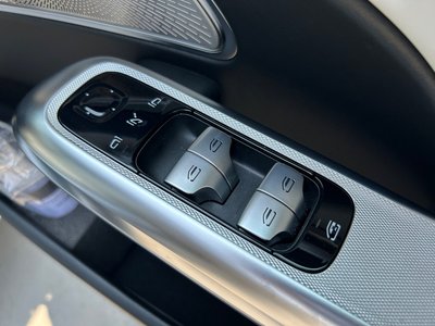 صورة مصغرة 27 لـ 2025 Mercedes-BENZ E-CLASS