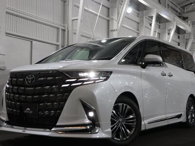 TOYOTA ALPHARD - 2