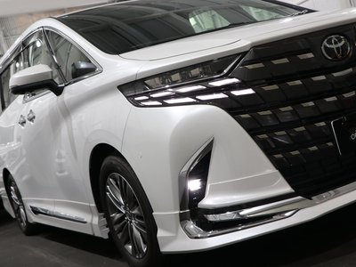 TOYOTA ALPHARD - 7