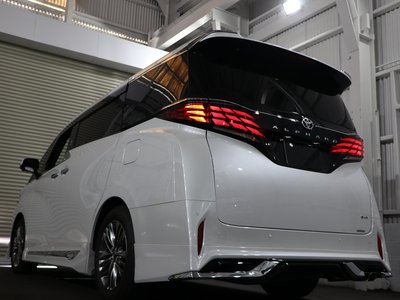 TOYOTA ALPHARD - 9