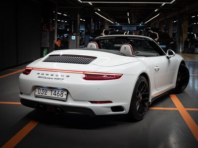 PORSCHE 911 - 3