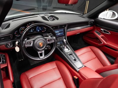 PORSCHE 911 - 7