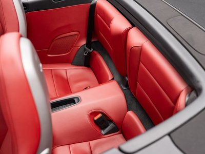 PORSCHE 911 - 8