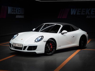 PORSCHE 911 - 6