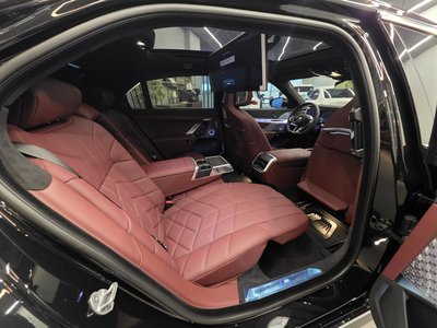 2025 BMW 7 SERIES thumbnail 19