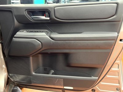 2025 Toyota LAND CRUISER 250 — миниатюра 21