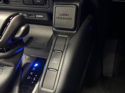 2025 Toyota LAND CRUISER 250 — миниатюра 47