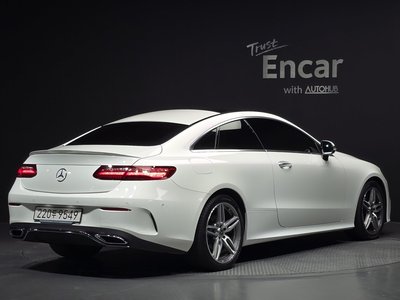 MERCEDES-BENZ E-CLASS - 4