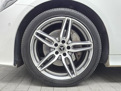 MERCEDES-BENZ E-CLASS - 6