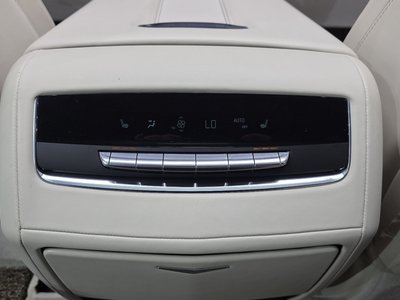 2022 Cadillac ESCALADE 5TH GENERATION 缩略图 35