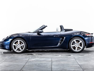 2022 Porsche 718 thumbnail 35