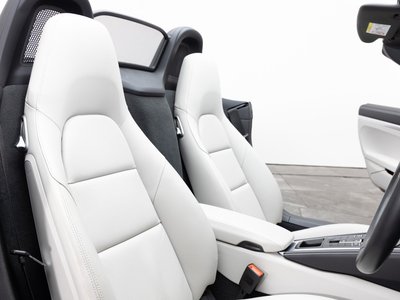 2022 Porsche 718 thumbnail 47