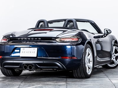 2022 Porsche 718 — фото 5
