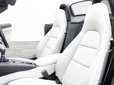2022 Porsche 718 thumbnail 50