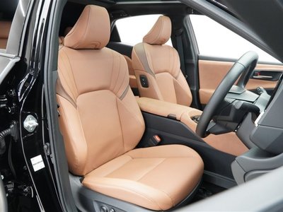 TOYOTA CROWN SPORT - 6