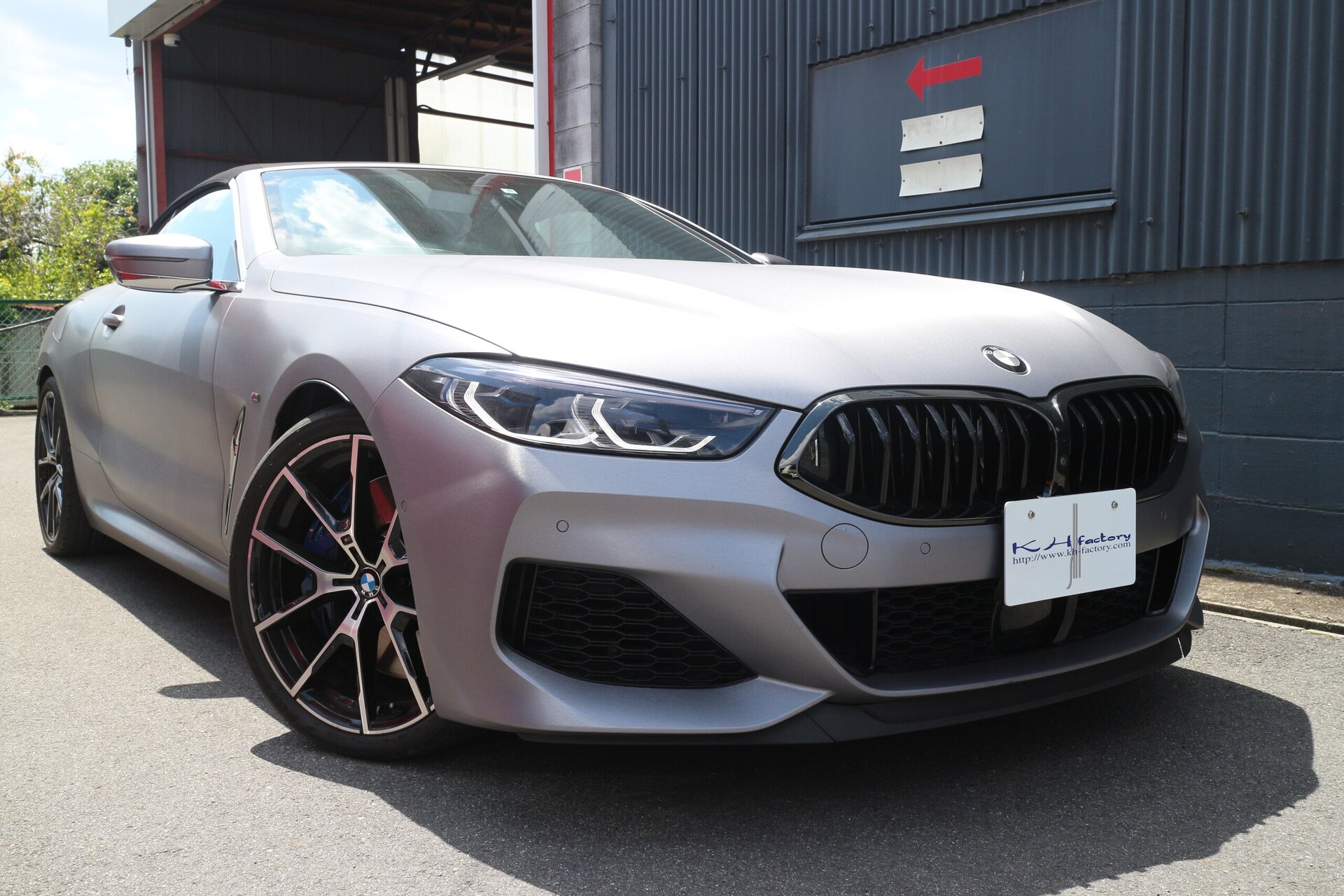 BMW 8 SERIES CABRIOLET - View 1