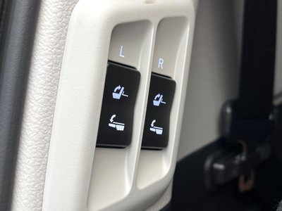2022 Toyota LAND CRUISER PRADO — миниатюра 43