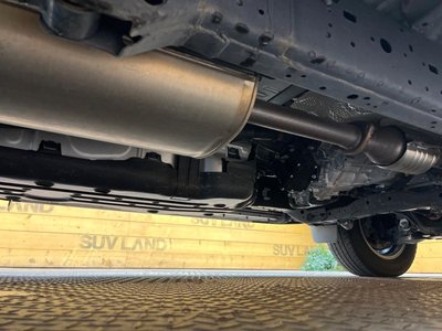 2022 Toyota LAND CRUISER PRADO — миниатюра 24