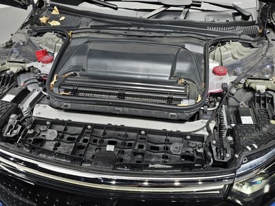 MERCEDES-BENZ EQS - 7
