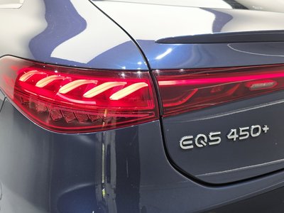 MERCEDES-BENZ EQS - 10